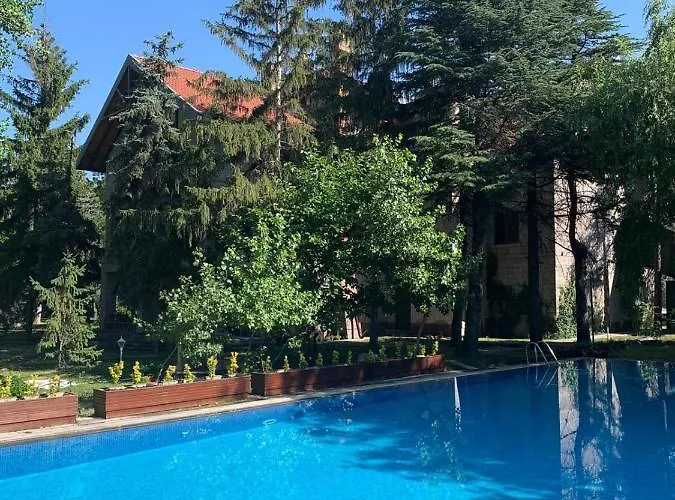 Sunolus Vineyardhouse Hotel *